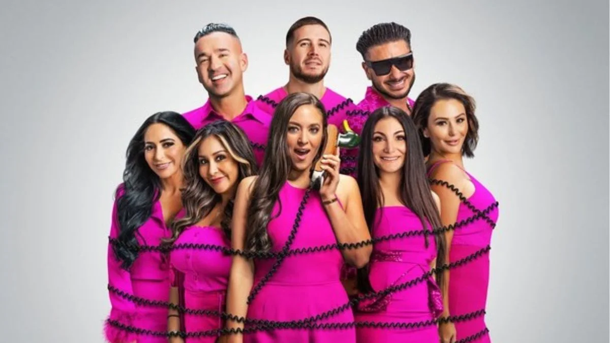where to watch Jersey Shore: Family Vacation Season 6