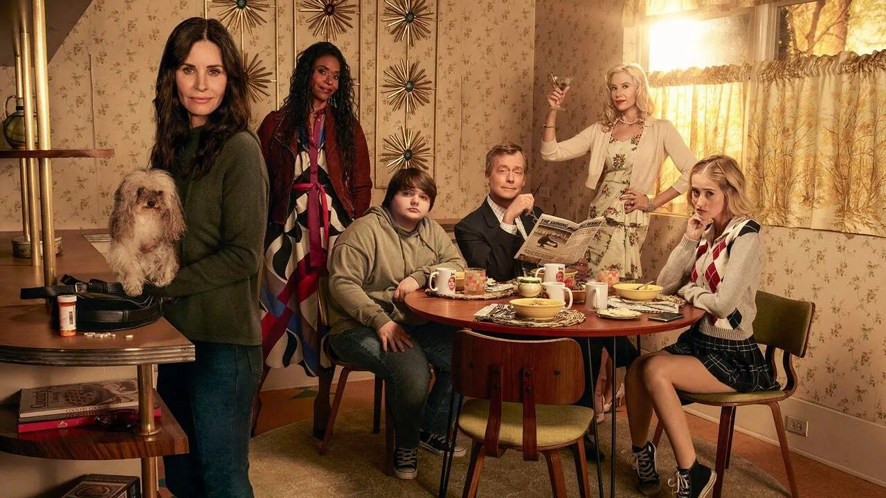 where to watch Shining Vale