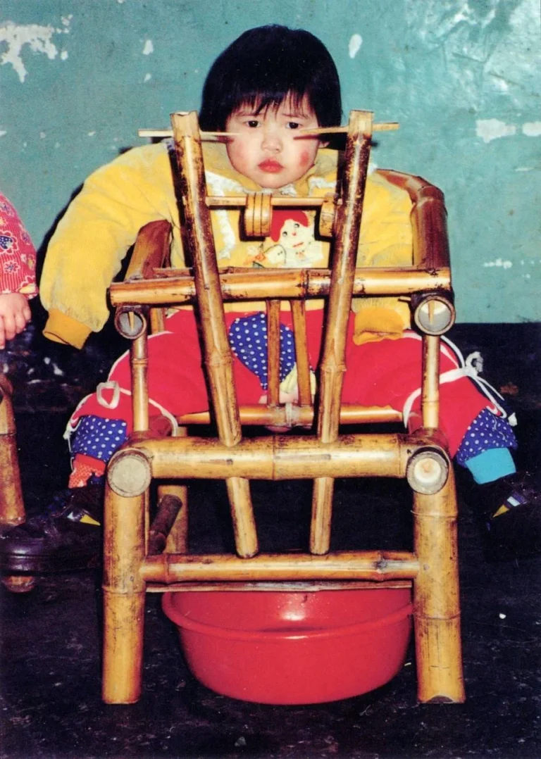 where to watch The Dying Rooms